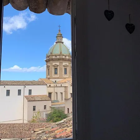 Sopra I Tetti Di Ballaro *